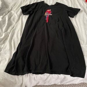 Capistrano 1X Womens Tee shirt dress embellished Parrot embroidered sequins